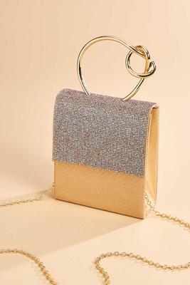 Versona  chunky chain clutch