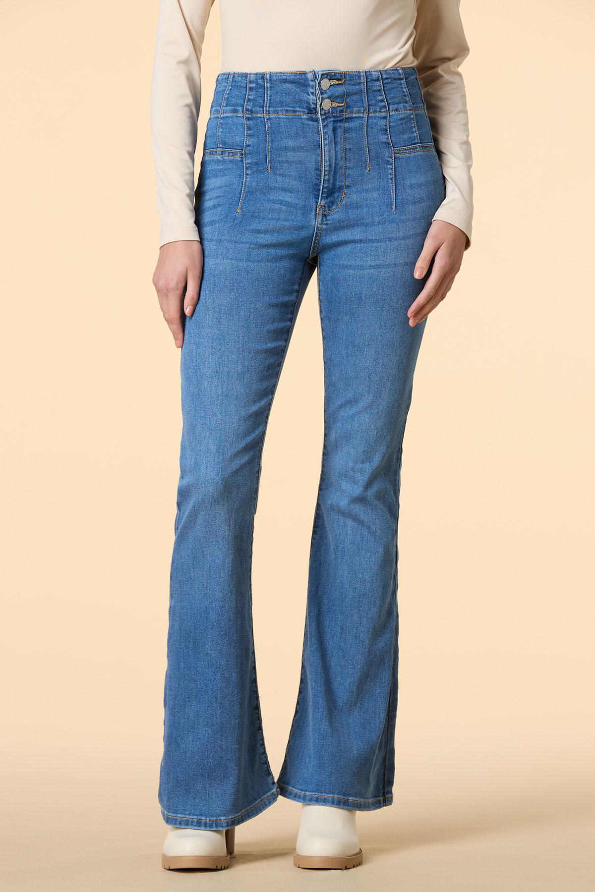 NEW Anthropologie Pilcro Flare Jeans store - 29 Waist